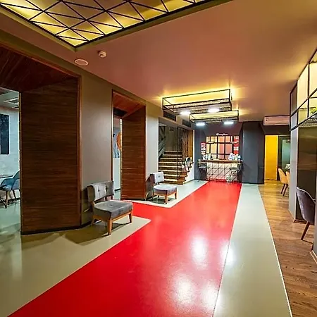 Ersu Hotel 3*