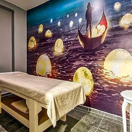 Hotel Ersu 3*