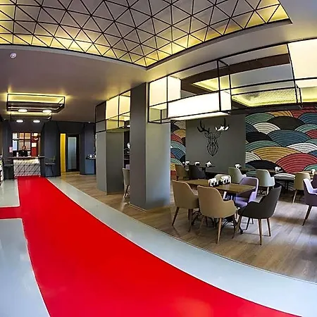 Ersu Hotel 3*