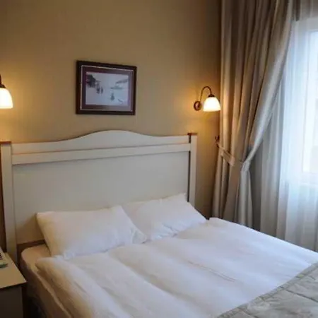 Ersu Hotel